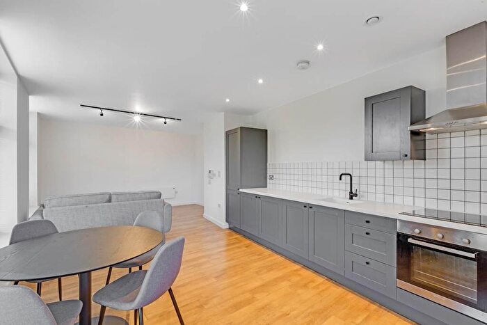 1 Bedroom Apartment To Rent In East Street, Leeds, West Yorkshire, LS9