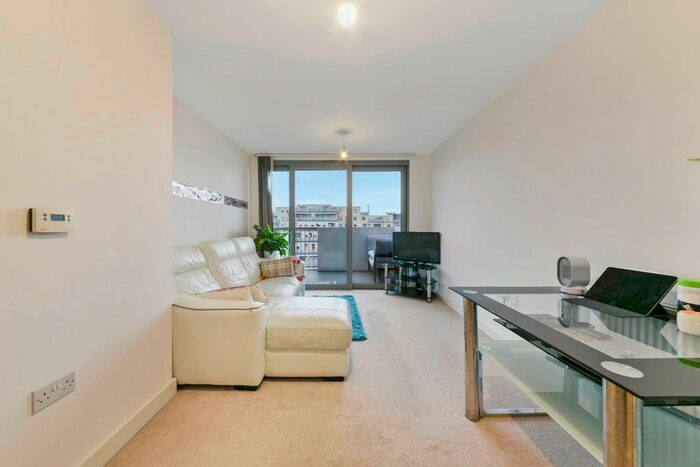 1 Bedroom Flat To Rent In Parkside Court, Waterside Park, London, E16