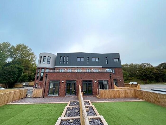 2 Bedroom Apartment For Sale In Baggeridge House, Roadstone Drive, Baggeridge Village, DY3