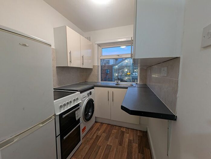 1 Bedroom Flat To Rent In Hertford Road, London, N9