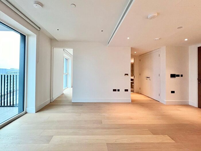 1 Bedroom Flat To Rent In Cascade Way, London, W12