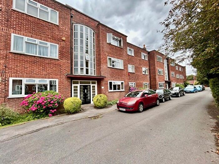 2 Bedroom Flat For Sale In Wilmslow Road, Ballbrook Court Wilmslow Road, M20