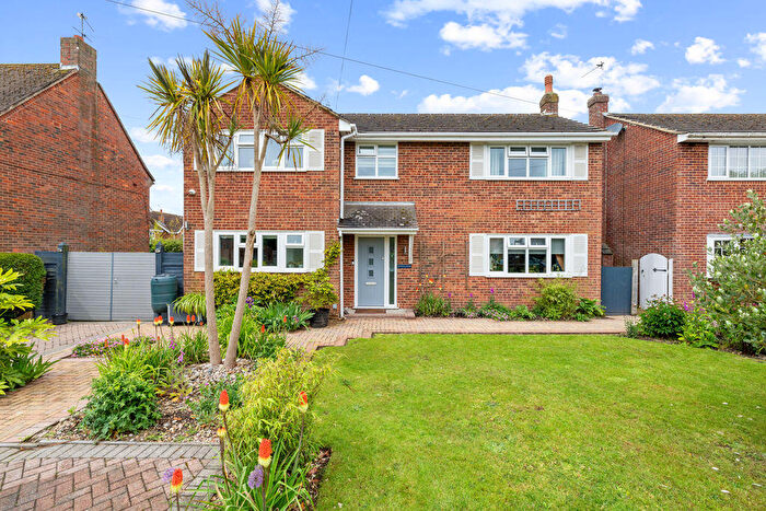 4 Bedroom Detached House For Sale In Gibson Road, Tangmere, Chichester, PO20