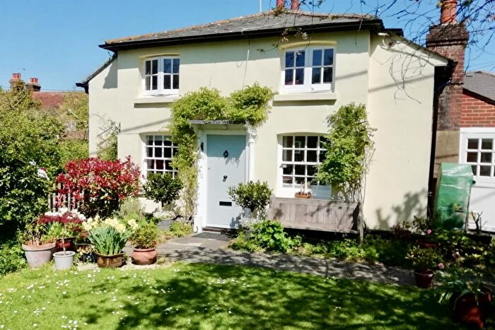 2 Bedroom House To Rent In Red Lane, Shipley, Horsham, RH13