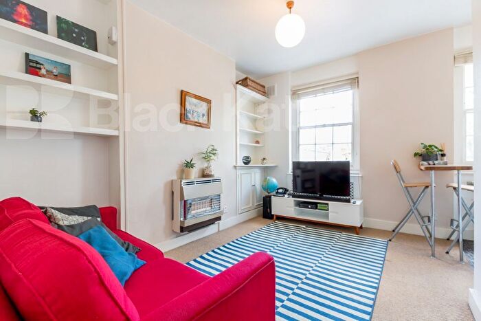 1 Bedroom Flat For Sale In Richmond Avenue, Barnsbury Islington, N1