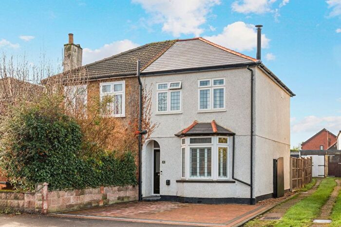 3 Bedroom Semi Detached House To Rent In Cottimore Lane, Walton-On-Thames, KT12