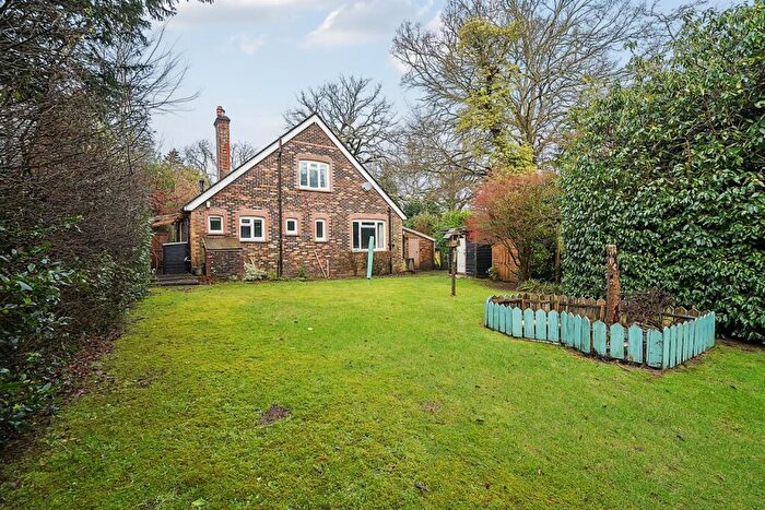 4 Bedroom Detached House To Rent In Fryern Road, Storrington, RH20