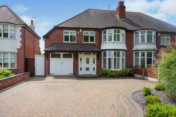 4 Bedroom Semi-Detached House To Rent In Chester Road, Castle Bromwich, Birmingham, B36