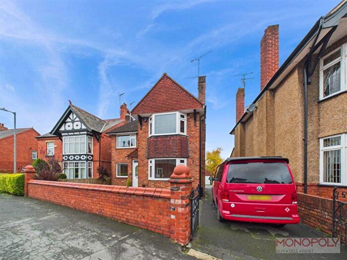3 Bedroom Detached House For Sale In Osborne Street, Rhosllanerchrugog, Wrexham, LL14