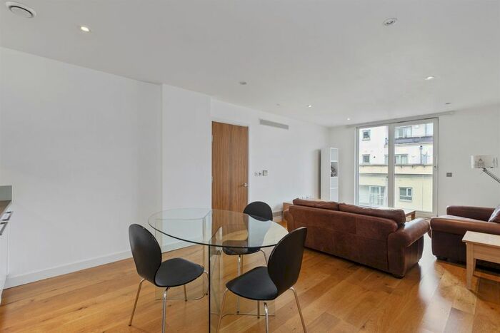 2 Bedroom Flat To Rent In Gillingham Street, Pimlico, London, SW1V
