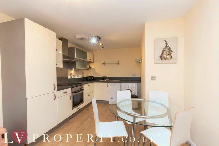 1 Bedroom Apartment To Rent In Westgate Apartments, Arthur Place, Jewellery Quarter, Birmingham, B1