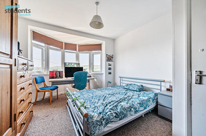 7 Bedroom Detached House To Rent In Bevendean Crescent, Brighton, East Sussex, BN2
