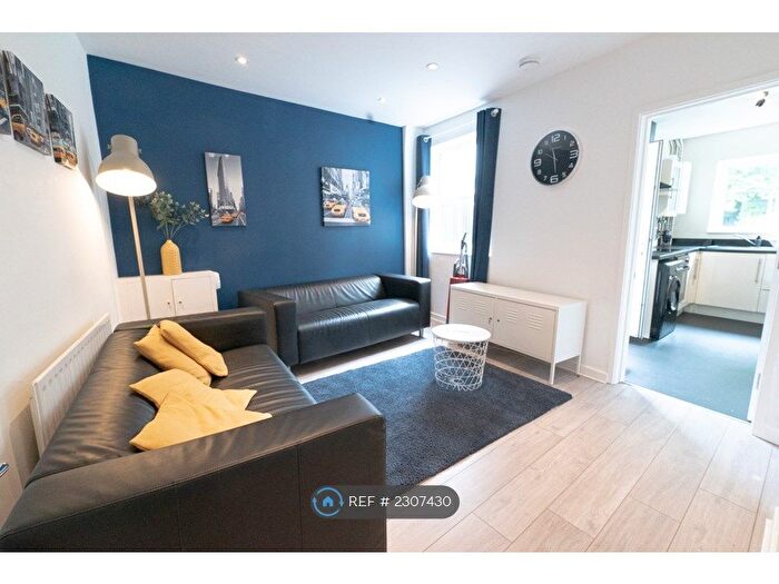 5 Bedroom Terraced House To Rent In Brickfield Road, Southampton, SO17