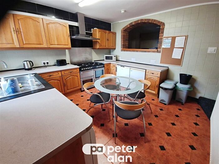 6 Bedroom Property To Rent In Kilvey Terrace, Swansea, SA1