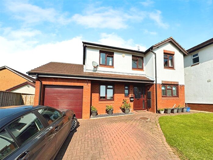 4 Bedroom Detached House For Sale In Oxford Close, Exmouth, Devon, EX8