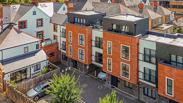 4 Bedroom Town House To Rent In Hamiliton Villas, Cathedral Road, Pontcanna, Cardiff, CF11