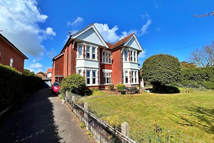 1 Bedroom Flat To Rent In Southbourne, BH6