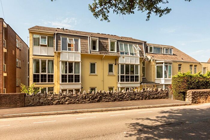 3 Bedroom Flat For Sale In Parkside, Langland Road, Langland, Swansea, SA3
