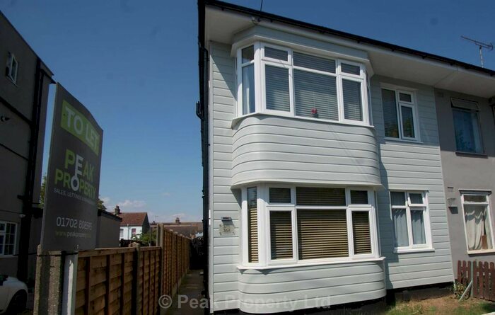 2 Bedroom Flat To Rent In South Avenue, Southend On Sea, SS2