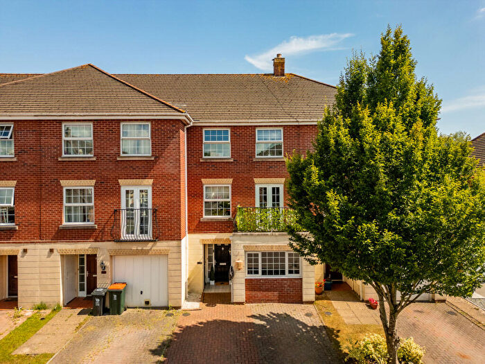 4 Bedroom Terraced House For Sale In Cambrian Way, Cardiff, CF3