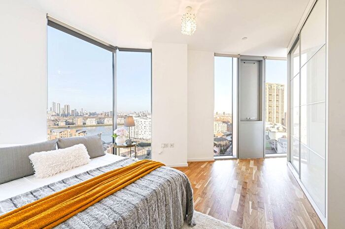 3 Bedroom Flat For Sale In Harmony Place, Deptford, London, SE8