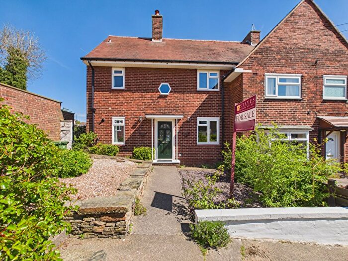 3 Bedroom Semi-Detached House For Sale In Snape Hill Crescent, Dronfield, Derbyshire, S18