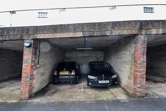 Parking To Rent In Preston Grange, Grange Close, Brighton, BN1