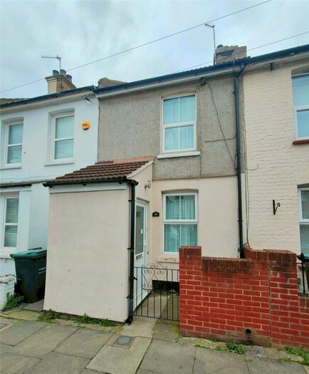 2 Bedroom Terraced House To Rent In Nelson Road, Northfleet, Gravesend, Kent, DA11