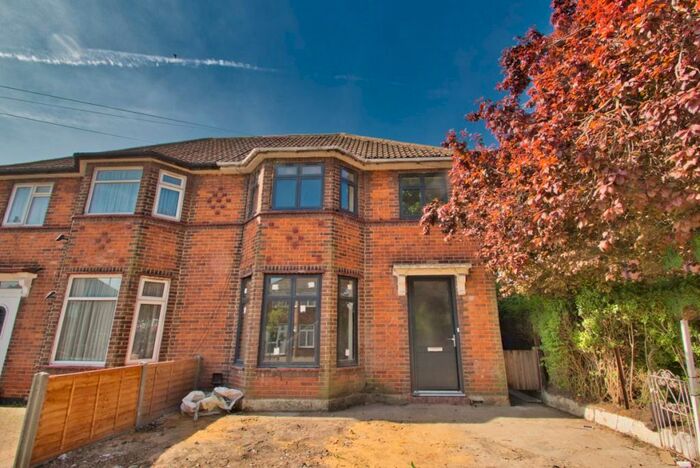 4 Bedroom Semi-Detached House To Rent In Vivian Avenue, Wembley, HA9