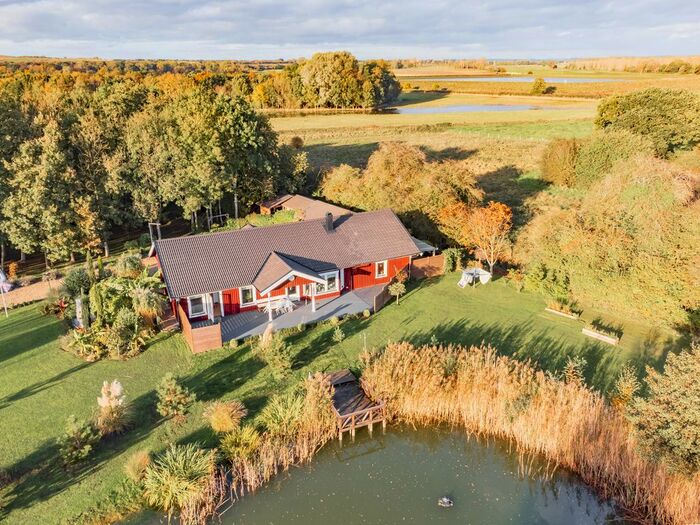 3 Bedroom Detached Bungalow For Sale In Wormegay Road, Blackborough End, King's Lynn, PE32