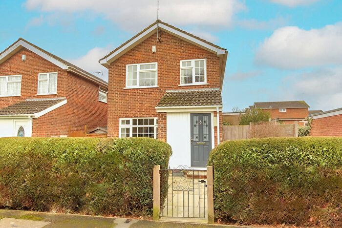 3 Bedroom Detached House For Sale In Somerford Road, Wellingborough, NN8