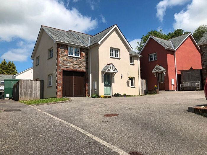 4 Bedroom Detached House For Sale In Bridge Street, Hatherleigh, Devon, EX20