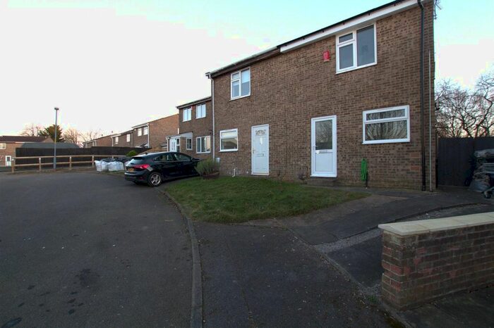 2 Bedroom Property To Rent In Hollowfield, Coulby Newham, Middlesbrough, TS8
