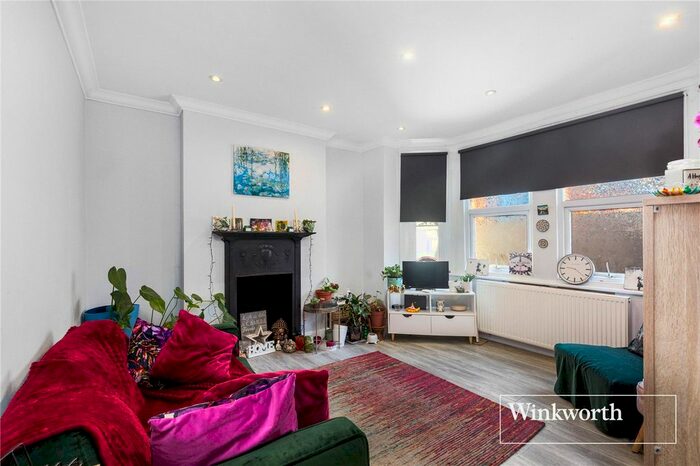 1 Bedroom Flat To Rent In Dollis Road, Finchley, London, N3