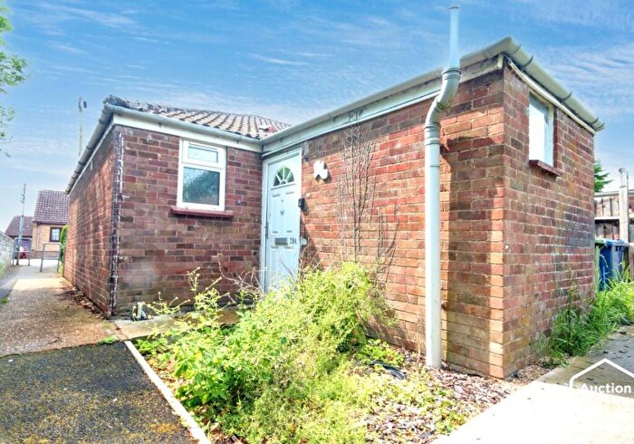 1 Bedroom End Of Terrace House For Sale In A High Street, March, Cambridgeshire, PE15