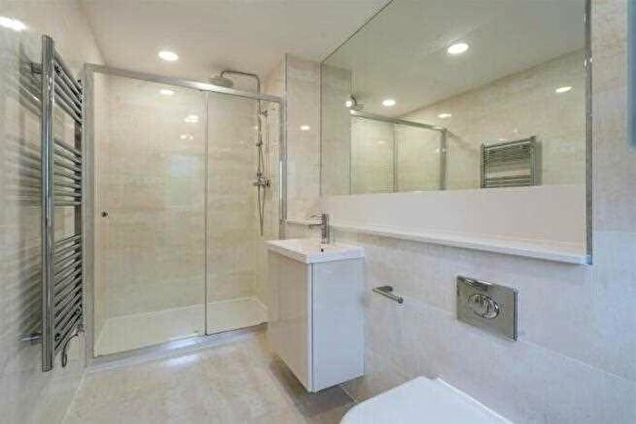 5 Bedroom Detached House To Rent In Alderbrook Road, Solihull, B91