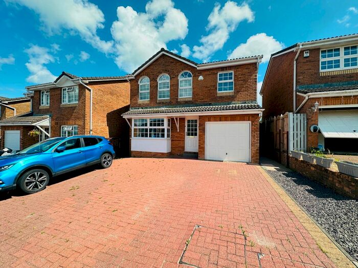 4 Bedroom Detached House For Sale In Gilchrist Loan, Lesmahagow, Lanark, ML11