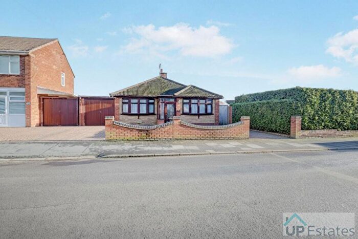 2 Bedroom Detached Bungalow For Sale In Peake Avenue, St Nicolas Park, Nuneaton, CV11