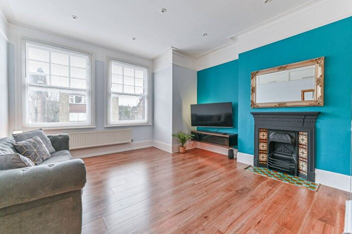 1 Bedroom Flat For Sale In Woodstock Road, Croydon, CR0