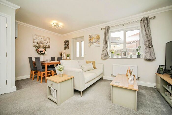 3 Bedroom End Of Terrace House For Sale In Swale View, Thetford, IP24