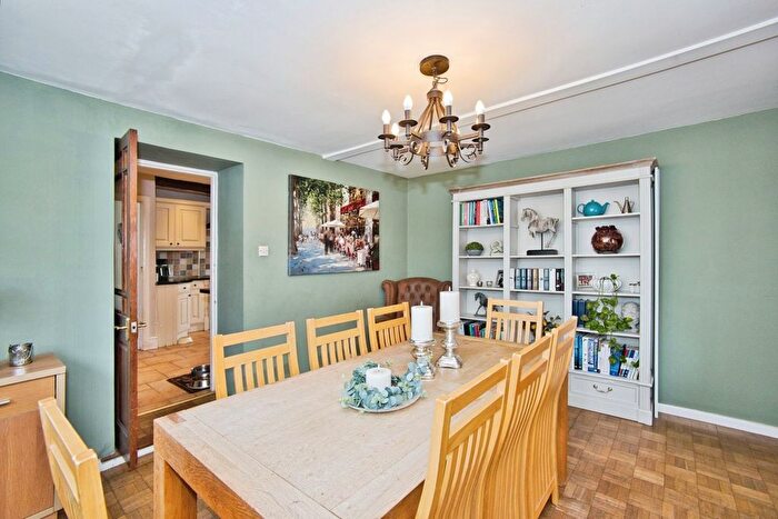 4 Bedroom Semi-Detached House For Sale In Church Road, Bawdrip, Bridgwater, TA7