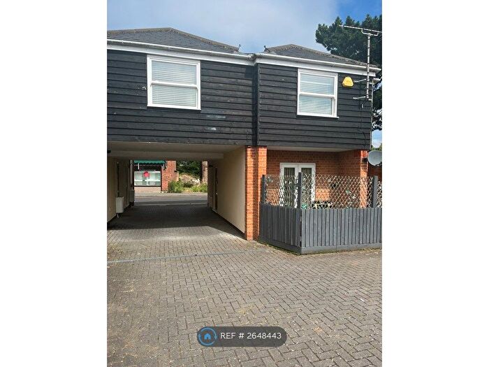 2 Bedroom End Of Terrace House To Rent In Rose Court, Ingatestone, CM4