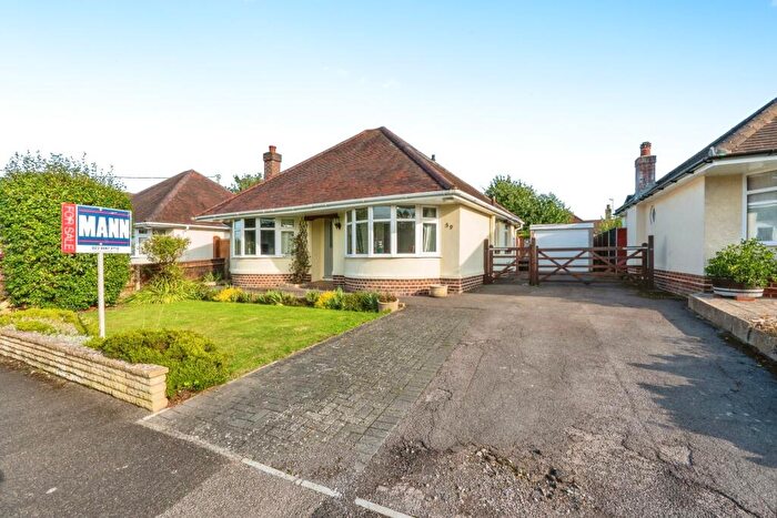 2 Bedroom Detached House For Sale In Ashdene Road, Ashurst, Southampton, Hampshire, SO40