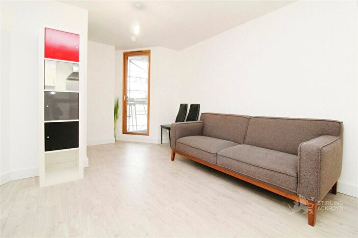 1 Bedroom Apartment To Rent In Whitgift Street, Croydon, CR0
