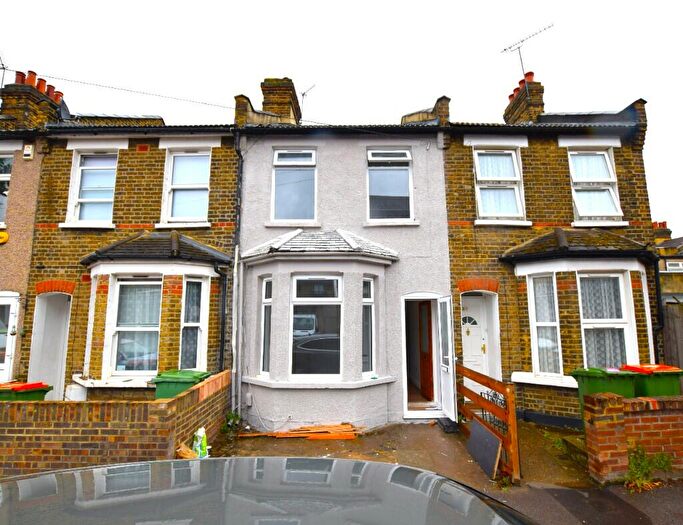 2 Bedroom Terraced House To Rent In Wellington Road, London, E6