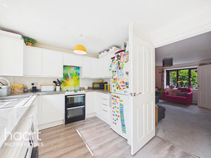 3 Bedroom Terraced House For Sale In Kaplan Close, Shenley Lodge, MK5