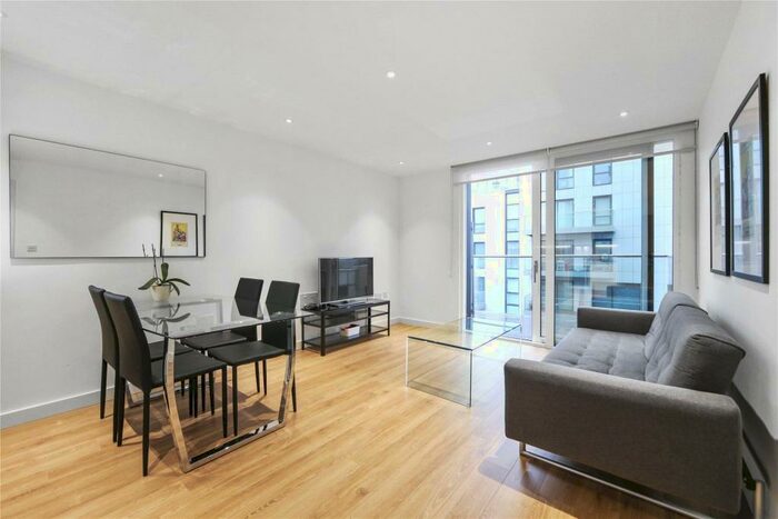 1 Bedroom Apartment To Rent In City View Apartments, London, N4