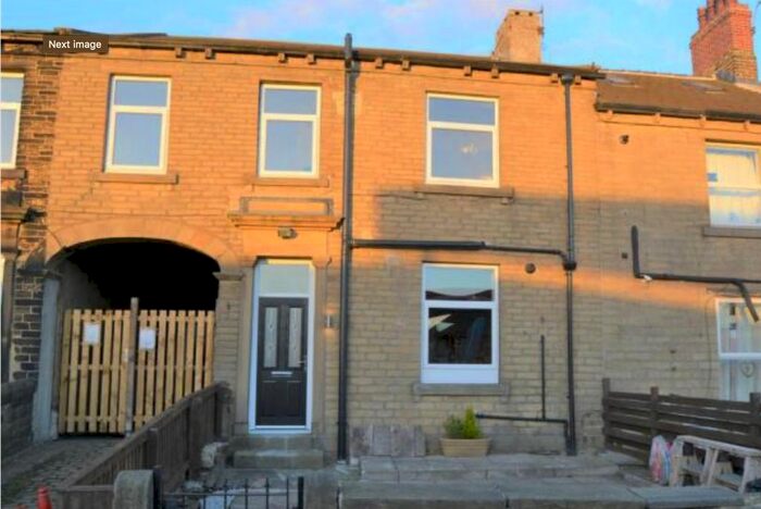 3 Bedroom Terraced House To Rent In New Hay Road, Lindley, Huddersfield, HD3
