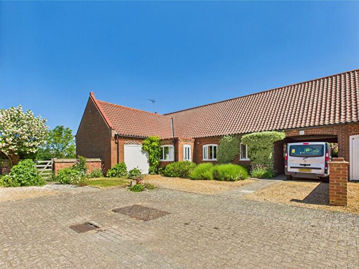 3 Bedroom Barn Conversion For Sale In The Paddocks, Barton Bendish, King's Lynn, PE33