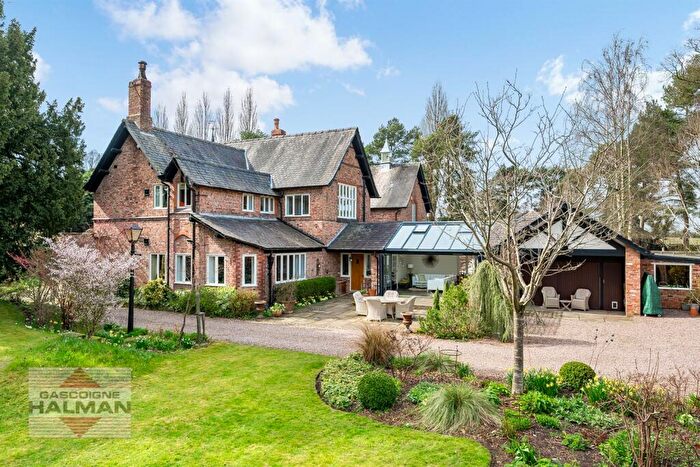 4 Bedroom Link Detached House For Sale In Altrincham Road, Styal, SK9